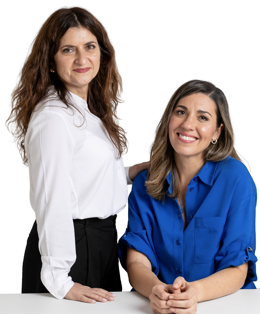 Adriana Santagati y Daniela Dini, fundadoras de Brandvoice y expertas en comunicación para el sector salud y marca personal médica.